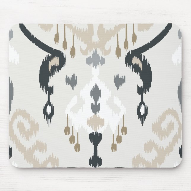 Chic modernes beige Schwarz-weißes ikat Stammes- Mousepad (Vorne)