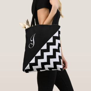 Chic Monogram Schwarz-weiß Geometric Zigzag Muster Tasche
