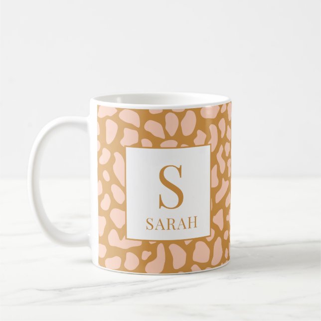 Chic Neutral Leopard Spots Custom Name Mug Kaffeetasse (Links)