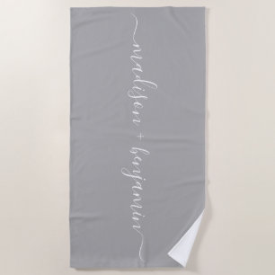 Chic Newlywed Monogram Names Gray Strandtuch