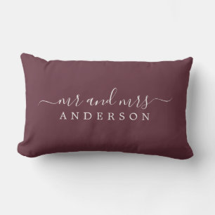 Chic Newlywed Mr. Burgundy Mit Monogramm Lendenkissen