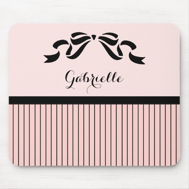 Chic Parisian Pink Pinstripes Black Bow und Name Mousepad (Vorne)