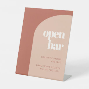 Chic peach terracotta arch wedding Open Bar Sockelschild