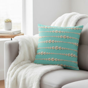 Chic Pearl & Turquoise Round Coussin