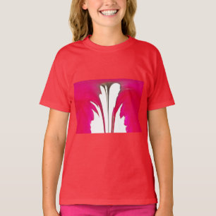 Chic phantastische Rote Rose unter dem weißen Himm T-Shirt