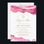 Chic Pink Gold Glitzer Agate Bat Mitzvah Einladung<br><div class="desc">Moderne rosa und Imitate goldene Glitzer mit einem goldenen Stern von David schmücken dieses schicke Bat Mitzvah Einladung. Dieses elegante Design besticht durch eine obere Grenze aus rosafarbenem Marmor, das mit dem goldenen Glitzer der Imitate besticht. Ihre Feierlichkeiten können in einem modernen Imitat mit Goldskriptkalligraphie personalisiert sein. Die Rückseite der...</div>