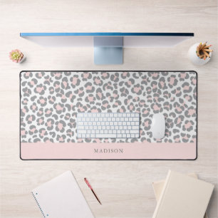Chic Pink Leopard Print Personalisiert Schreibtischunterlage