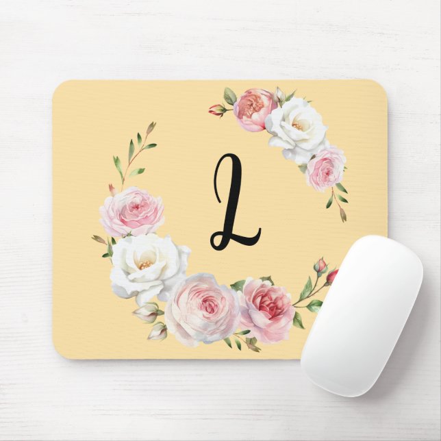 Chic Pink White Roses Initial Script Beige Mousepad (Mit Mouse)