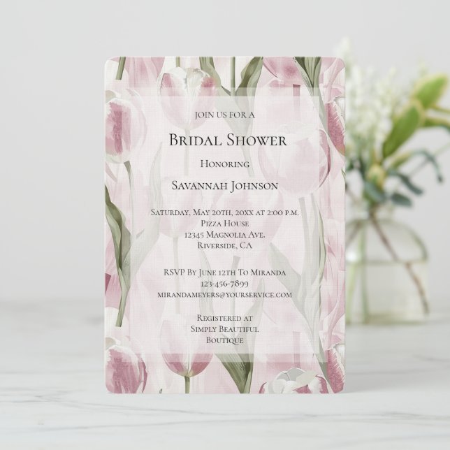 Chic Pink White Tulip Blume Brautparty Einladung (Stehend Vorderseite)