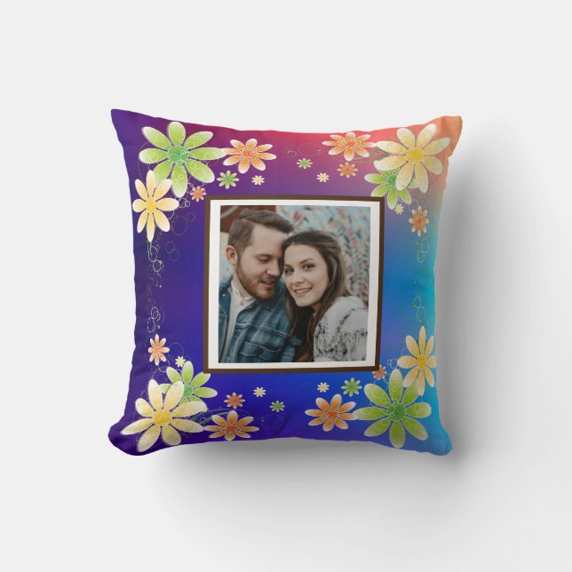 Chic Prints: Trending Throw Pillow Designs Kissen (Vorderseite)