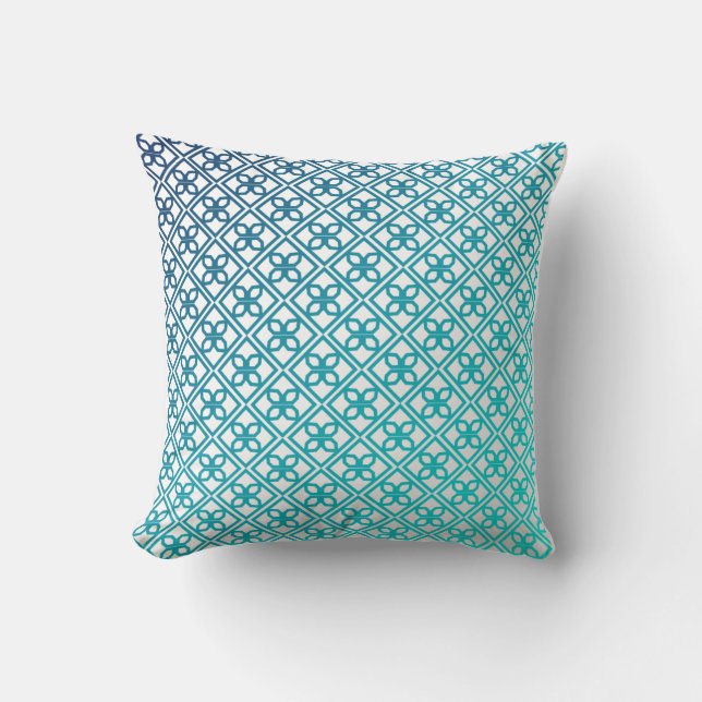 Chic Prints: Trending Throw Pillow Designs Kissen (Vorderseite)