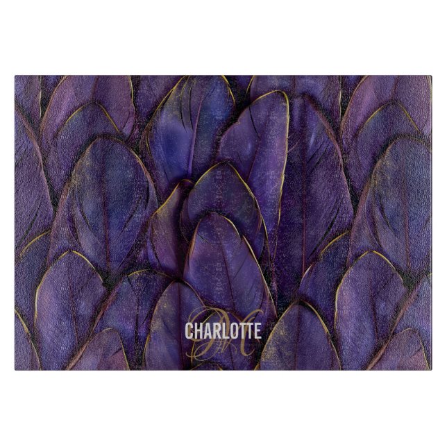Chic purple gold feathers monogram name schneidebrett (Vorderseite)