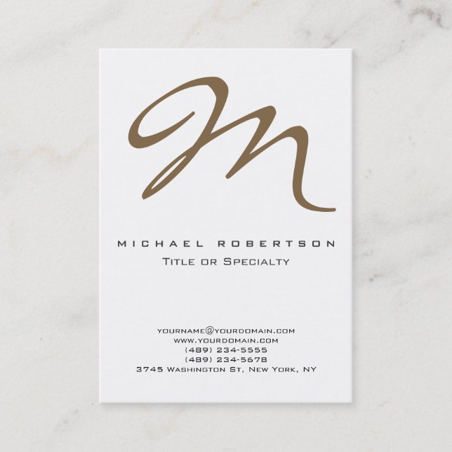 Chic Raw Umber Brown Monogram White Business Card Visitenkarte (Vorderseite)