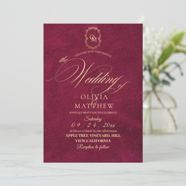 Chic Red / Burgundy Wedding Einladung (Stehend Vorderseite)