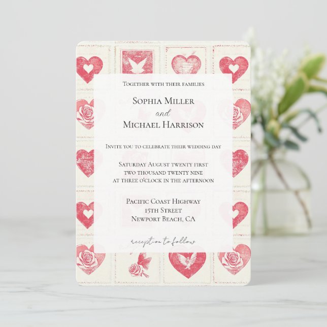 Chic Red Cream Hearts Wedding Einladung (Stehend Vorderseite)