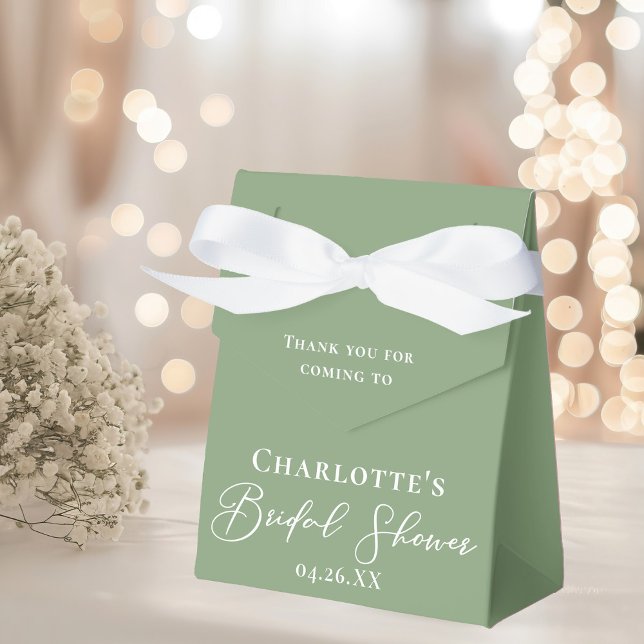 Chic Sage Green Brautparty Weiß Personalisiert Geschenkschachtel (Von Creator hochgeladen)