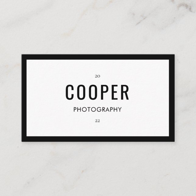 Chic Schwarz-weiß Fotografy QR Code Business Card Visitenkarte (Vorderseite)