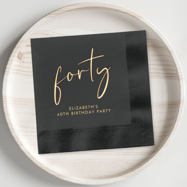 Chic Script 40e fête d'anniversaire (Elevate your 40th birthday party decor with these chic and elegant foil stamped napkins)