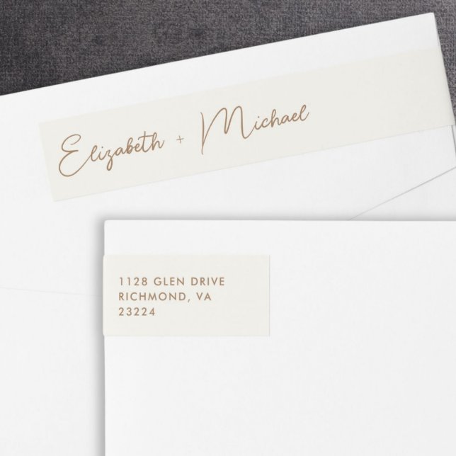 Chic Script Cream Gold Wedding Rücksendeadresse (Von Creator hochgeladen)