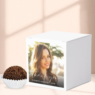 Chic Script Foto Overlay Abschluss Vielen Dank Geschenkschachtel