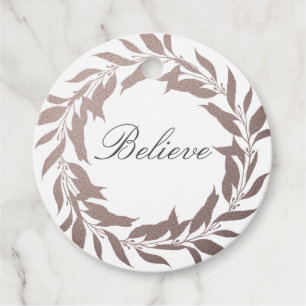 Chic Script glauben Lila Foil Wreath Weihnachten Geschenkanhänger