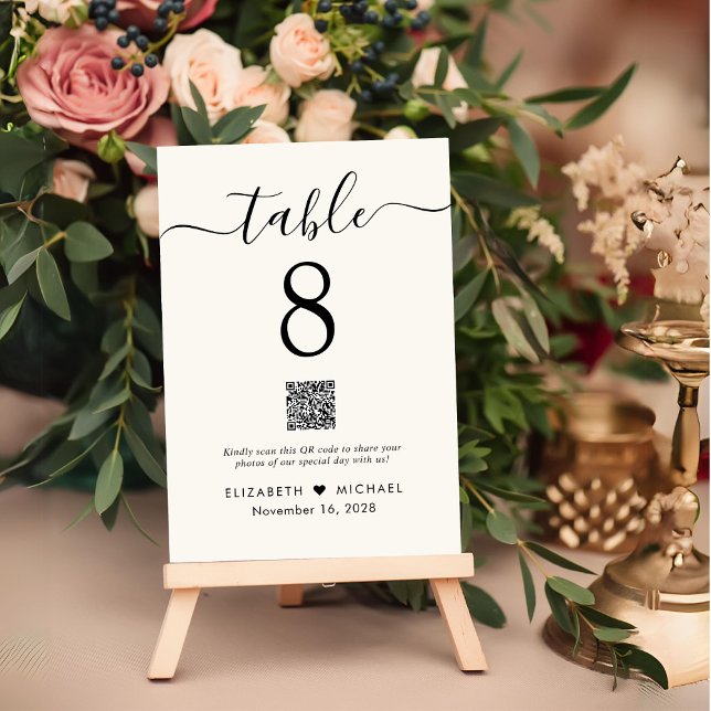 Chic Script QR Code Cream Wedding Reception Tischnummer (Von Creator hochgeladen)