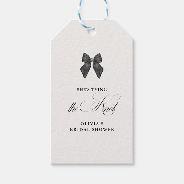 Chic 'She's The Knot Black Bow Brautparty Geschenkanhänger (Vorderseite)