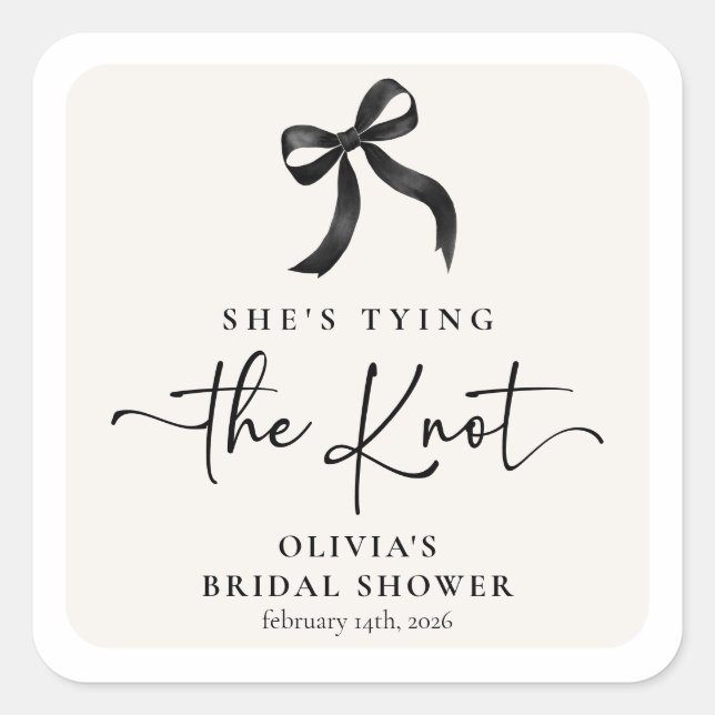Chic She's The Knot Black Bow Brautparty Quadratischer Aufkleber (Vorderseite)