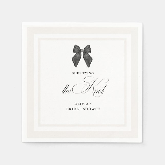 Chic 'She's The Knot Black Bow Brautparty Serviette (Vorderseite)