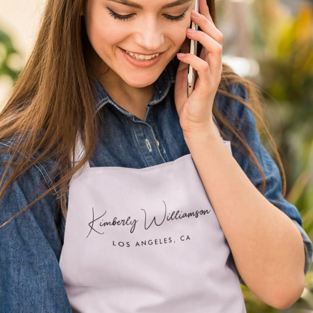 Chic Signature Script Rosa Salon Schürze (Empower your name in our signature script as your logo and brand identity)