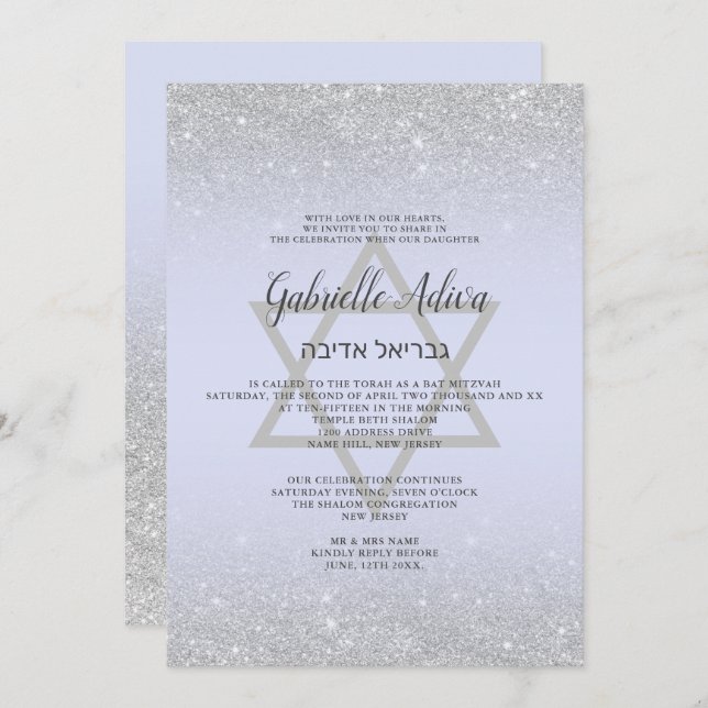 Chic silber Glitzer Drehbuch Lavender Bat Mitzvah Einladung (Vorne/Hinten)