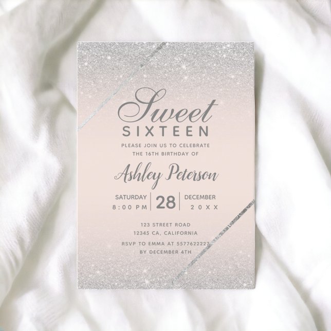 Chic silber Glitzer Drehbuch rot Rosa Sweet 16 Einladung (Chic silver glitter script blush pink Sweet 16 Invitation)