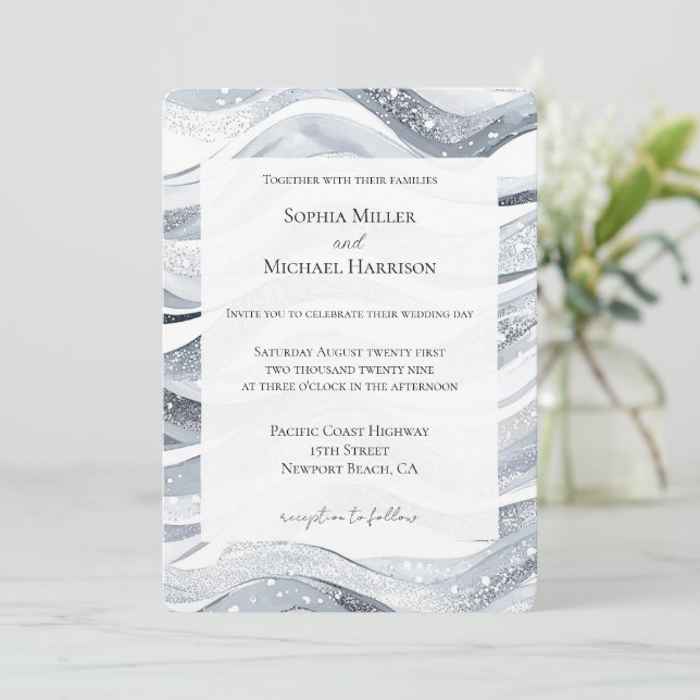 Chic Silver Sparkle Waves Wedding Einladung (Stehend Vorderseite)