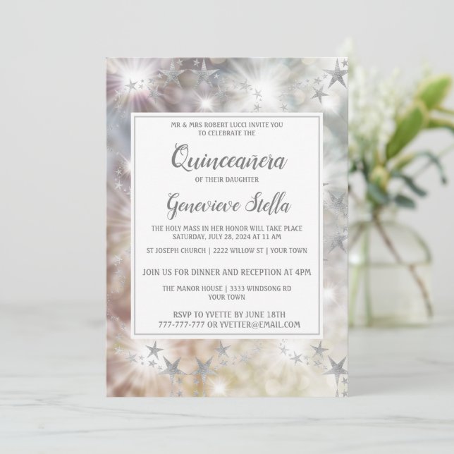 Chic Silver Stars Quinceanera Einladung (Stehend Vorderseite)