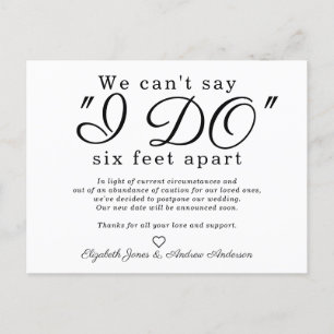 Chic Six Feet Apart Aufgeschobene Hochzeit Änderun Ankündigungspostkarte