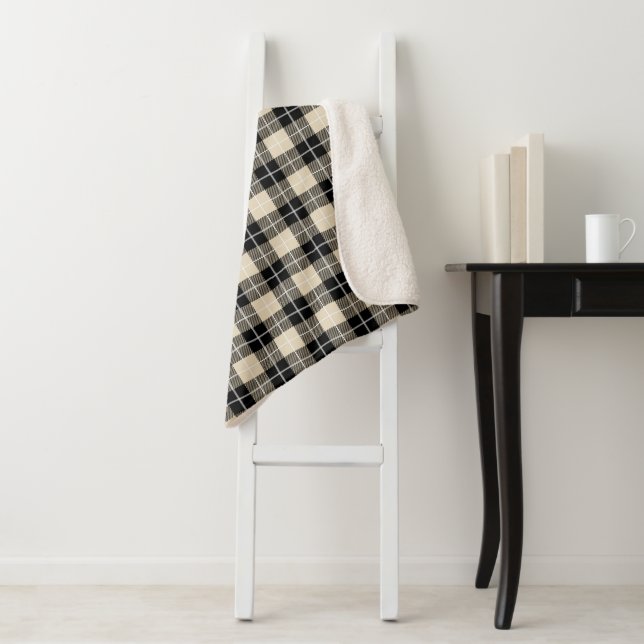 Chic Thomson Camel Plaid Flannel Motif (En situation)