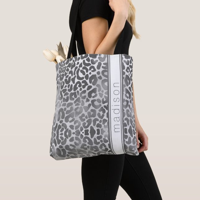 Chic Trendy Grey Cheetah Animal Print Monogram Tasche (Von Nahem)