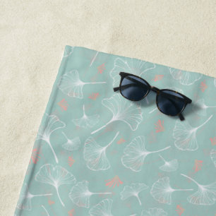 Chic Turquoise Ginkgo Blätter Monogram Strandtuch