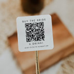 Chic Typografy Kaufen Sie die Braut A Drink QR Cod Quadratischer Aufkleber<br><div class="desc">Diese schicke Typografie kaufen die Braut ein Getränk QR-Code-Aufkleber ist perfekt für einen einfachen Junggeselinnen-Abschied oder Brautparty. Das einfache Design zeichnet sich durch klassisch minimalistische schwarz-weiße Typografie mit einem rustikalen Bohustempfinden aus. Anpassbar in jeder Farbe.</div>