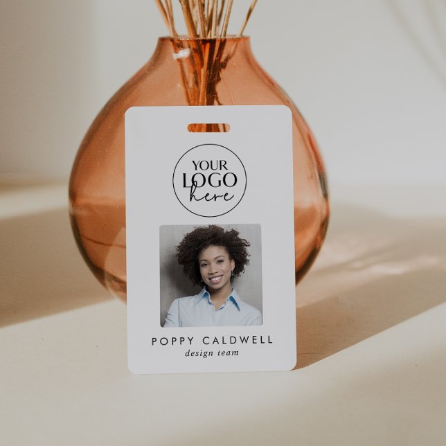 Chic Typografy Logo Foto QR Code Business-ID Ausweis (Von Creator hochgeladen)