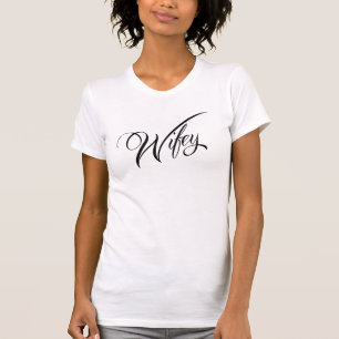 Chic und Whimsical Schönes Wifey Shirt Design