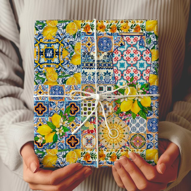 Chic Vase, mediterrane Orangenfliesen Geschenkpapier (Von Creator hochgeladen)