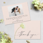 Chic Watercolor Blume Wedding Foto Dankeskarte<br><div class="desc">Vielen Dank in schicker Schrift mit einer schönen weißen Blume auf der Vorderseite,  diese rot-rosa Hochzeitskarten danken Ihnen Ihre Foto und Nachricht auf der Rückseite. PASSENDE Artikel in unserer Sammlung.</div>