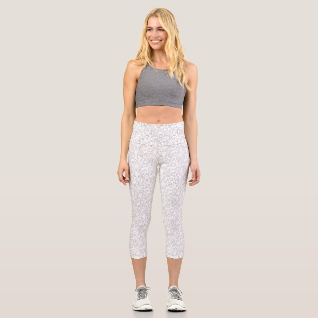 Chic White Abstrakt High Waisted Capris (Vorderseite)