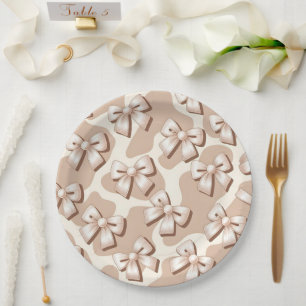 Chic White Bow & Beige Kuh Print Halloween - Pappteller