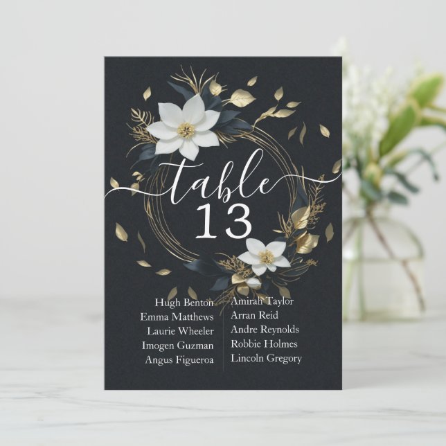 Chic White Gold Floral Wreath Wedding Tischnummer (Stehend Vorderseite)