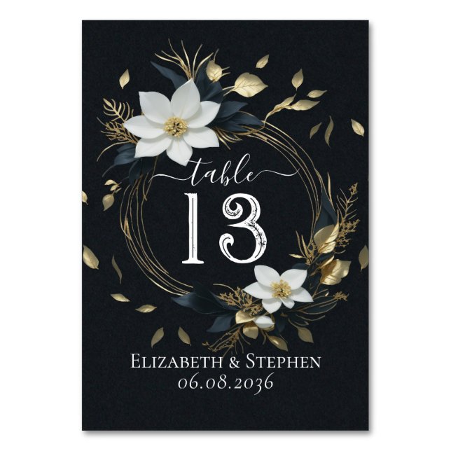Chic White Gold Floral Wreath Wedding Tischnummer (Vorderseite)