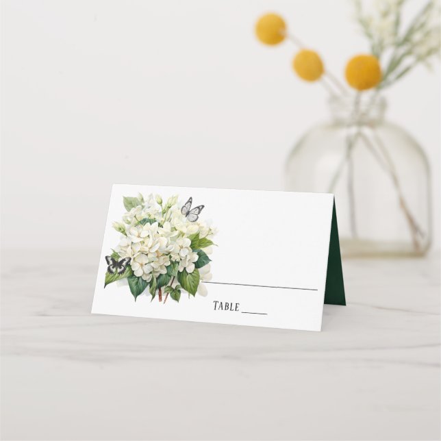 Chic White Hydrangea und Butterfly Wedding Table Platzkarte (Vorderseite)