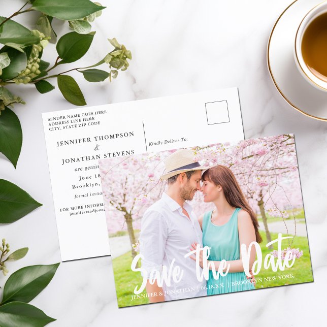 Chic White Script Verlobung Foto Save the Date Postkarte (Von Creator hochgeladen)