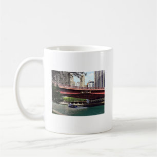 Chicago IL - Wassertaxi unter der Columbus Dr Brüc Kaffeetasse